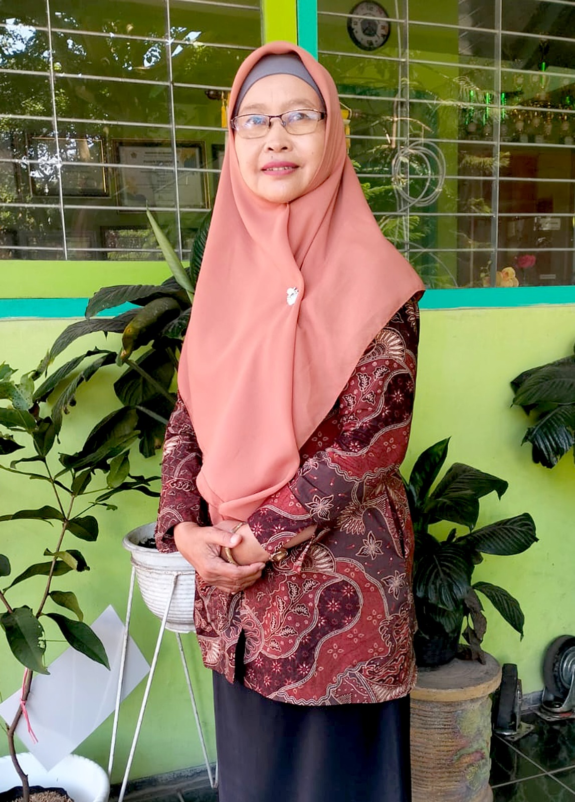 T. Rantining Lestari, M.Pd